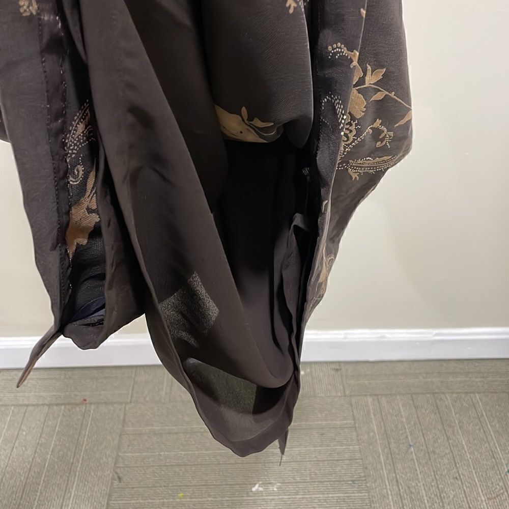NWOT. Petite Sophisticate brown floral dress. Size 12 L 100% silk lining. - Picture 3 of 9